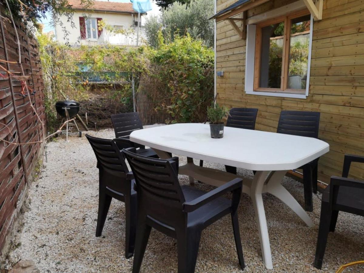 Le Petit Chalet De Nimes Shantay Youstay ภายนอก รูปภาพ