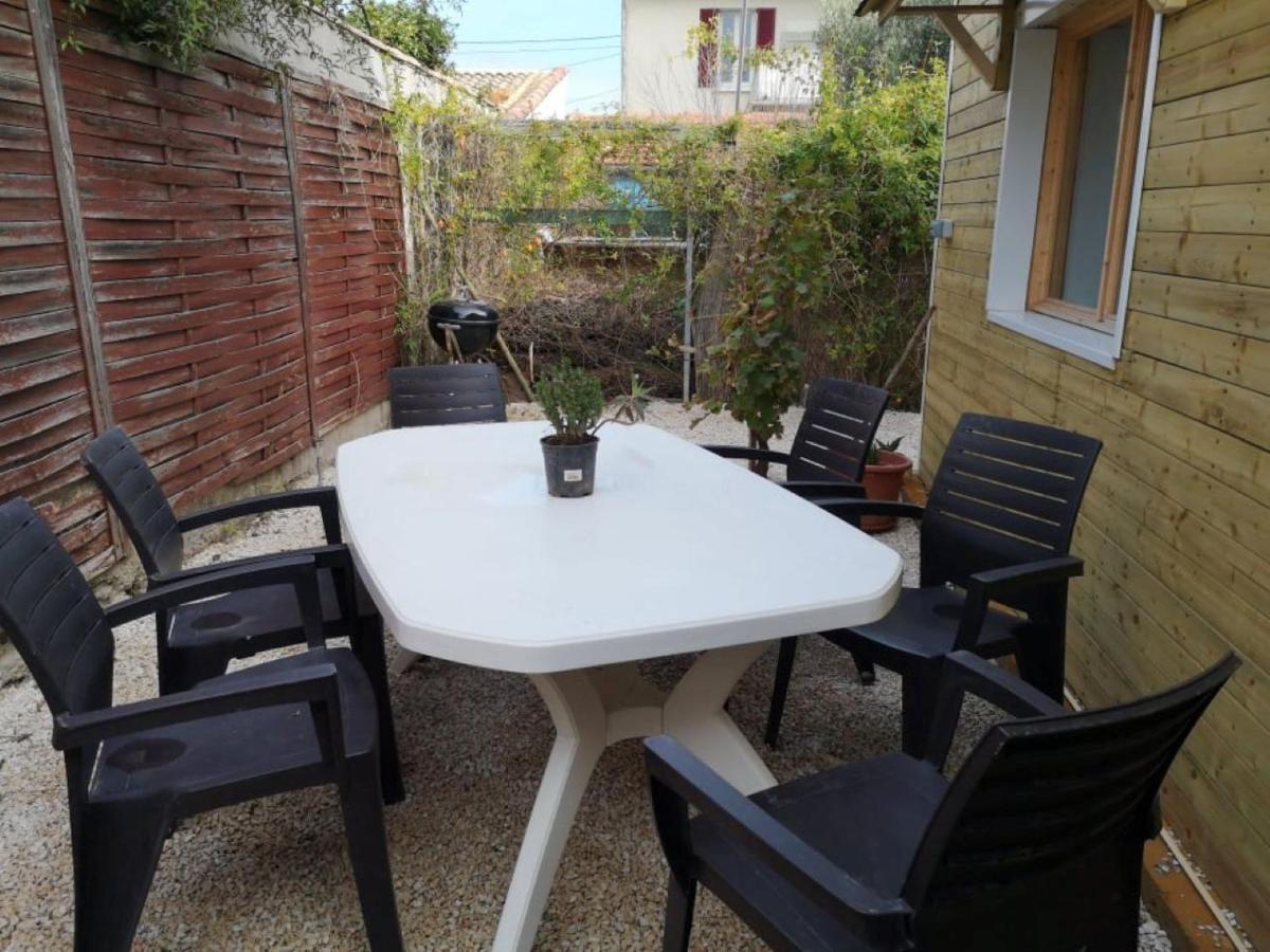 Le Petit Chalet De Nimes Shantay Youstay ภายนอก รูปภาพ