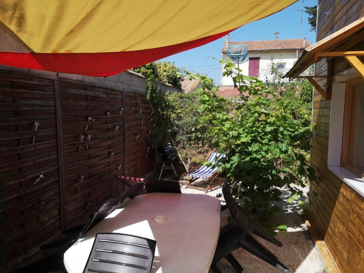 Le Petit Chalet De Nimes Shantay Youstay ภายนอก รูปภาพ